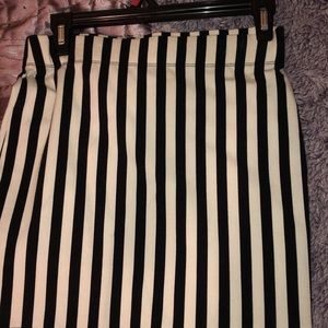 Striped pencil skirt